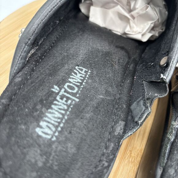 Minnetonka Black Leather Mule Slides Braided Strap Silver Charm Slip on Size 10 - Picture 6 of 10